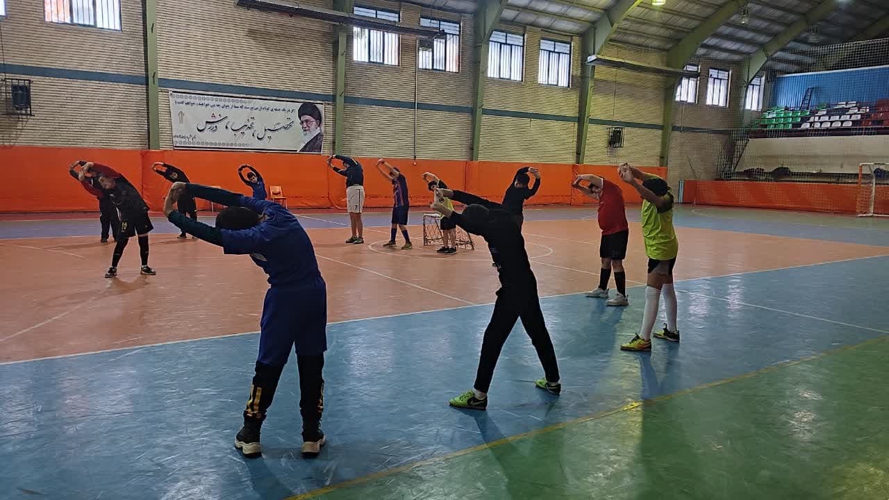 پیش دبستانی‌ و‌ دبستان پسرانه پیشگامان